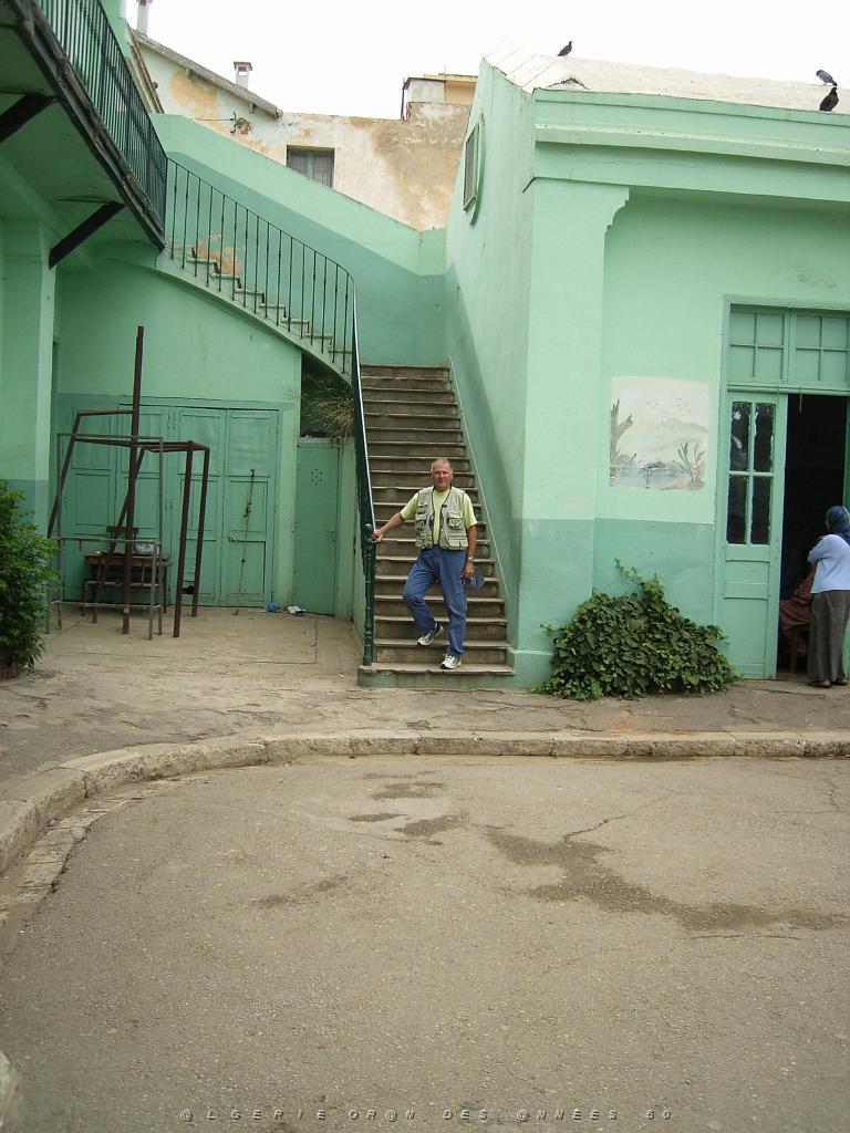 153-ORAN-Juin06-mon ecole Georges Lapierre.jpg - Unicode